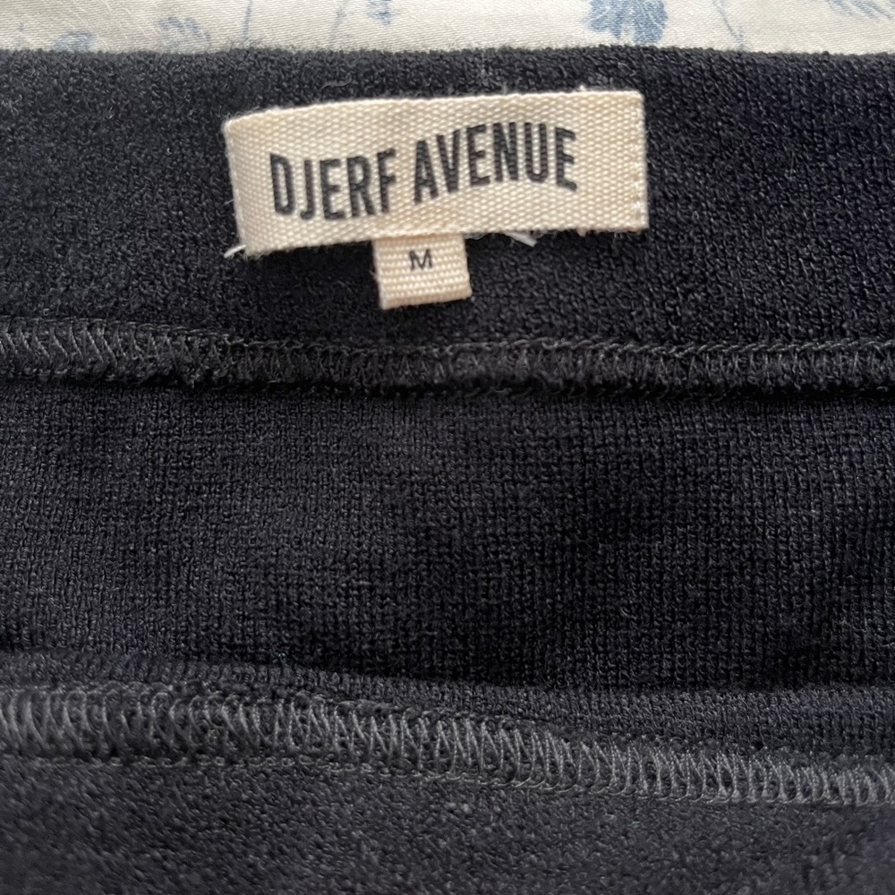 DJERF AVÉ - Tube Midi Skirt Size M in Liquorice